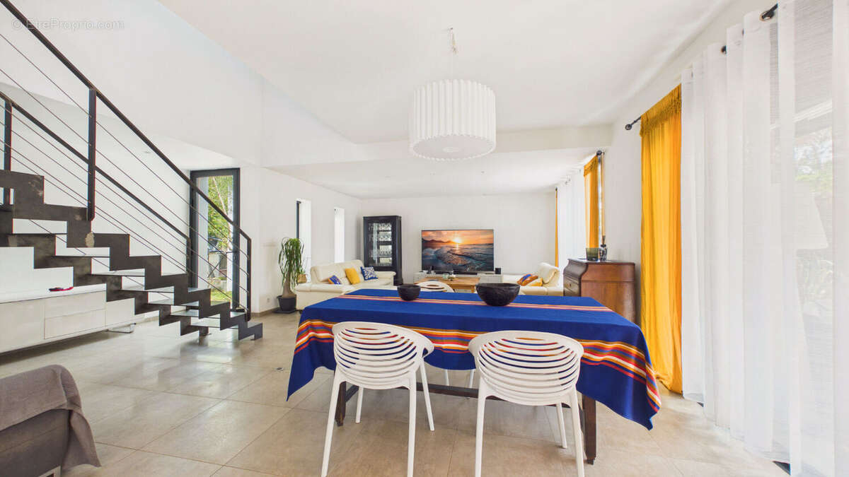 Maison d'architecte contemporaine de 157 m² au calme et à 5 minutes en vélo des plages - photo 15