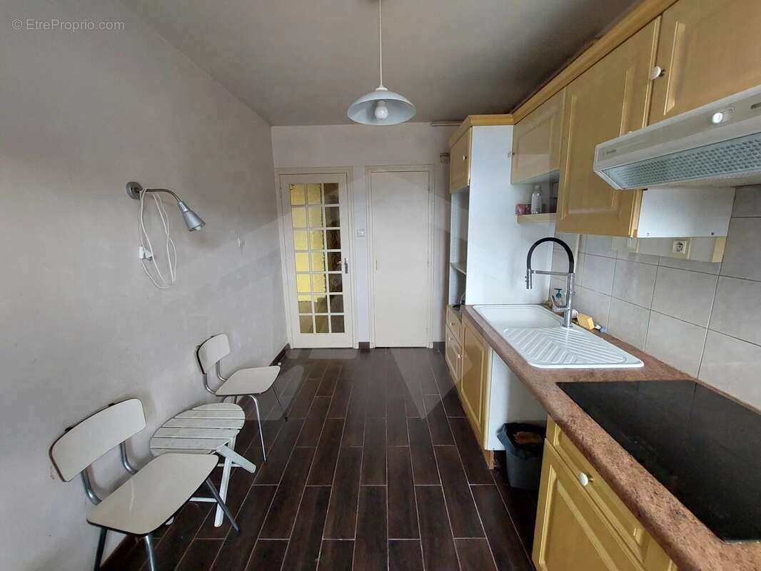 Appartement à FONTAINE