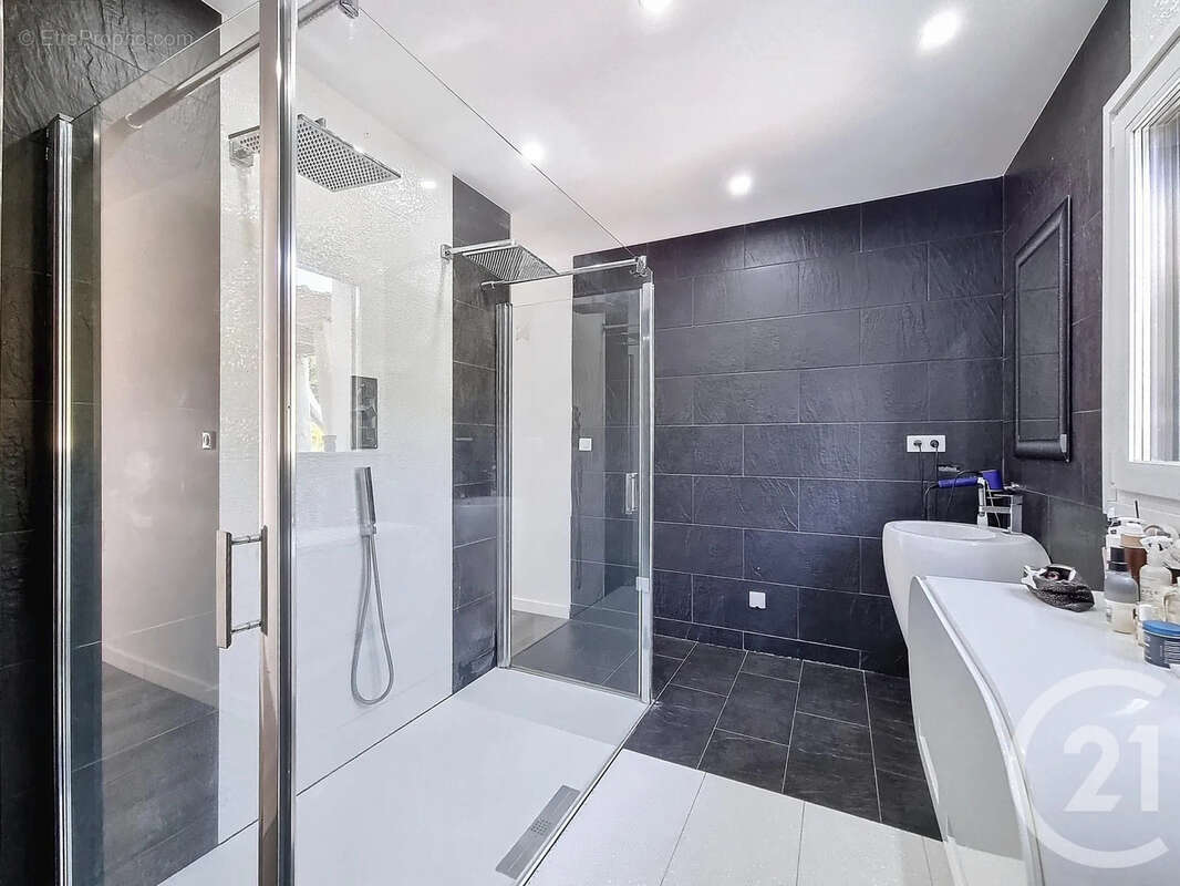 Maison 170 m² à Ingre  - photo 9
