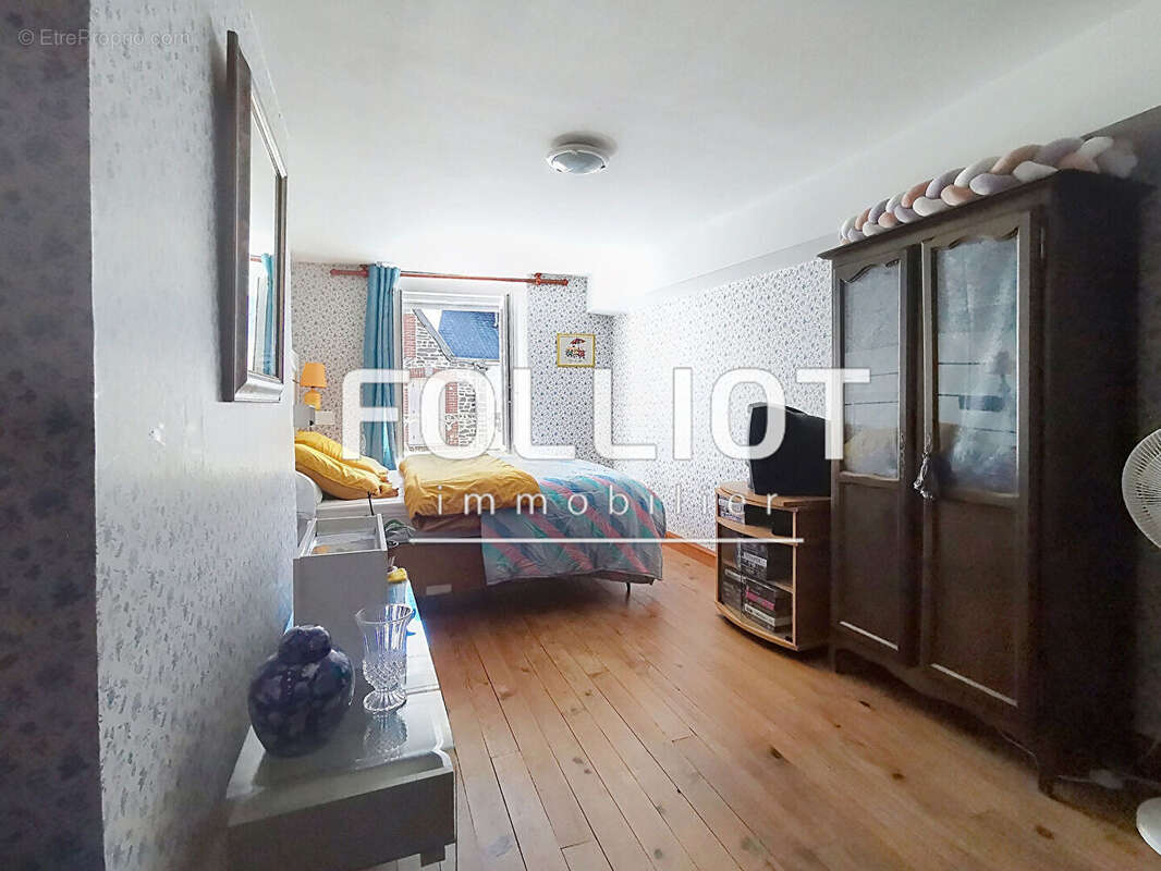Maison  coeur de bourg de Saint Jean le Thomas - photo 6