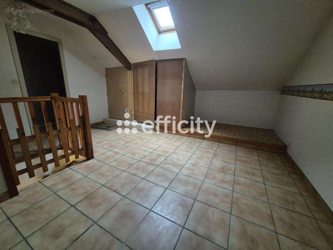 Maison à ONZAIN