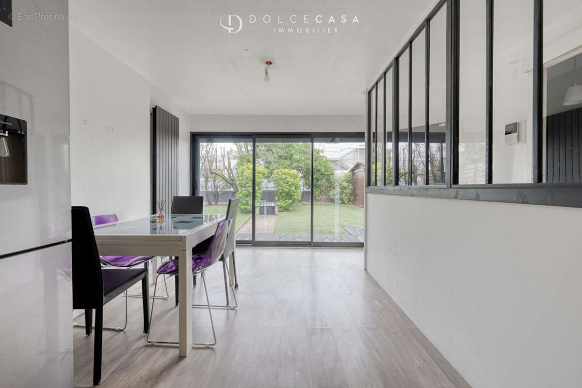 Maison à LE PERREUX-SUR-MARNE