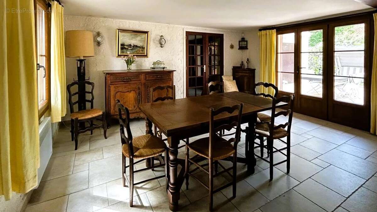 Maison à SAINT-GEORGES-DE-DIDONNE