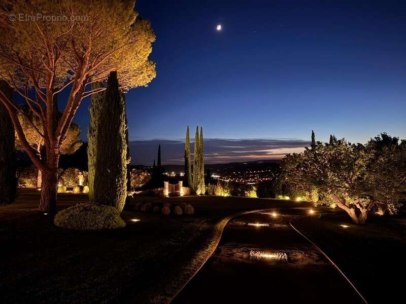 Domaine d'exception au cœur du Luberon - photo 2