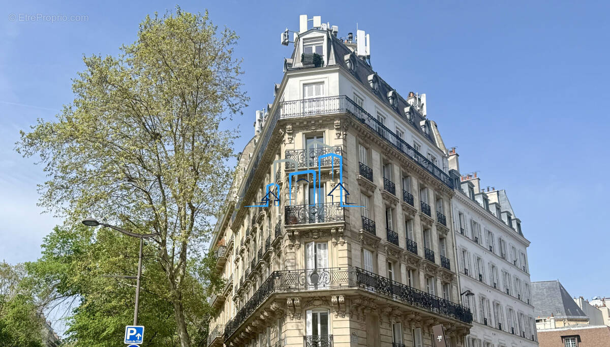 Appartement à PARIS-10E