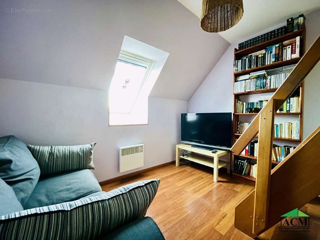 Maison à MERY-SUR-OISE