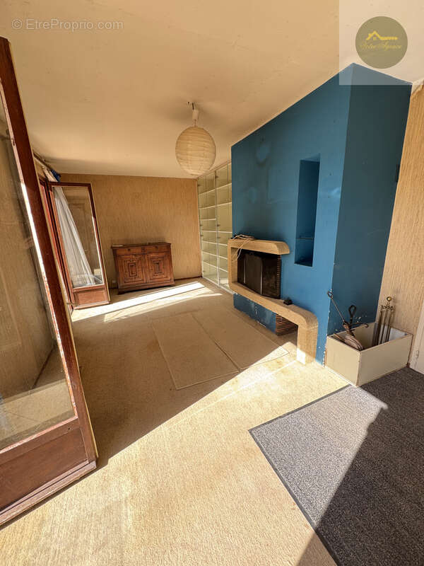 Maison à LORREZ-LE-BOCAGE-PREAUX