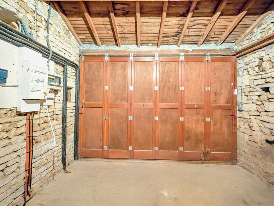 Maison à SAINT-COUTANT