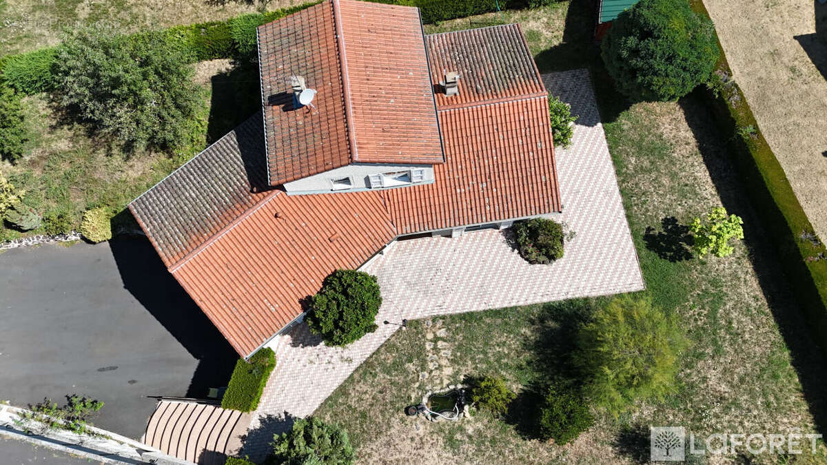 Maison de plain Pied  - 5 pièce(s) 183 m2 - photo 16