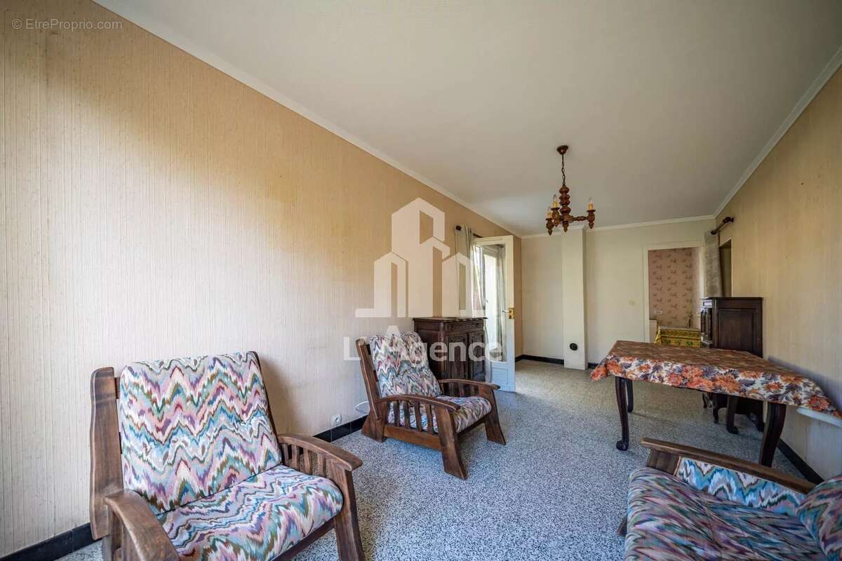 Maison à SAINT-GEORGES-DE-DIDONNE