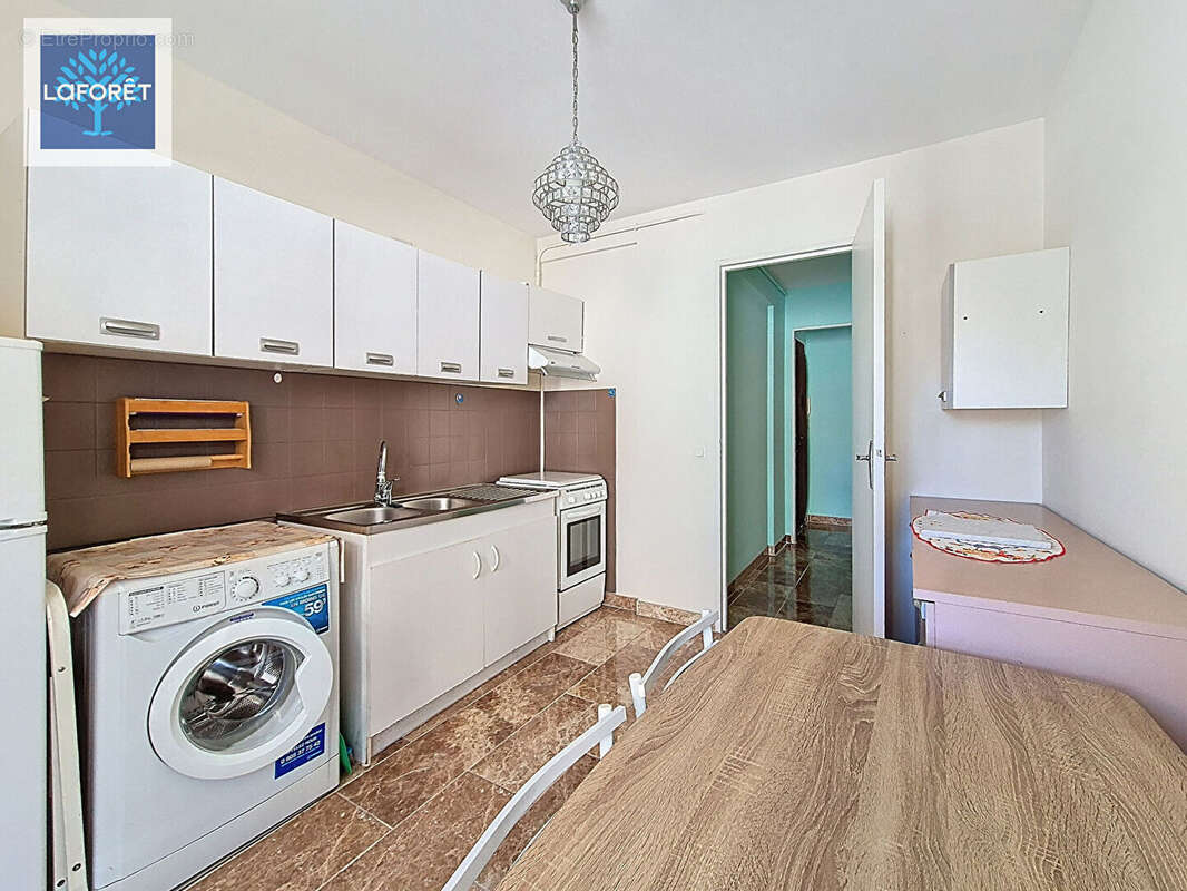 Appartement à VALLAURIS