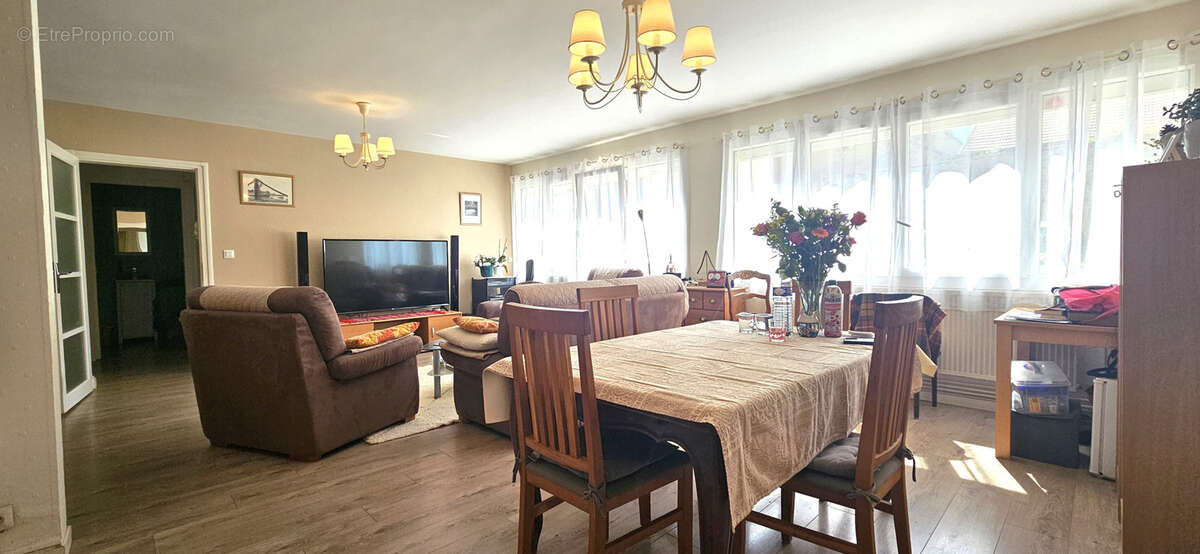 Appartement à GRANDCAMP-MAISY