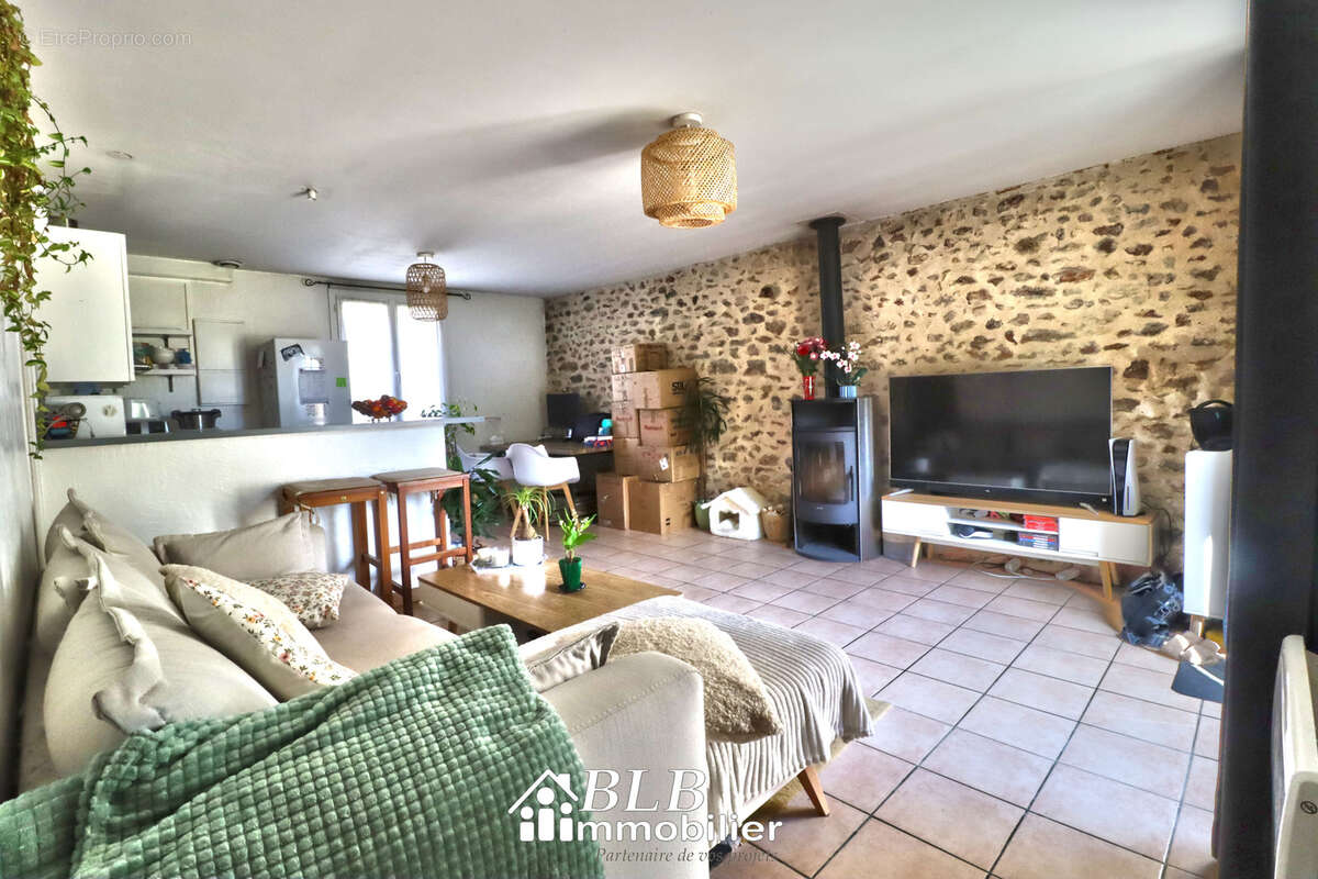 Maison à LE PERRAY-EN-YVELINES