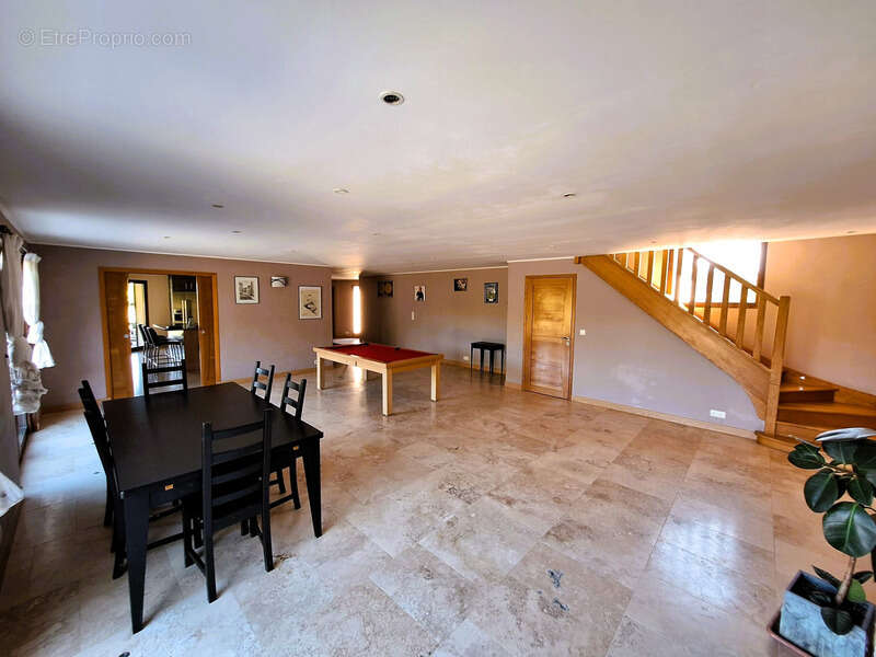 Maison d'architecte de 250 m²  4 chambres Terrain de plus de 5 000 m² Proche Paisance et Nogaro - photo 9