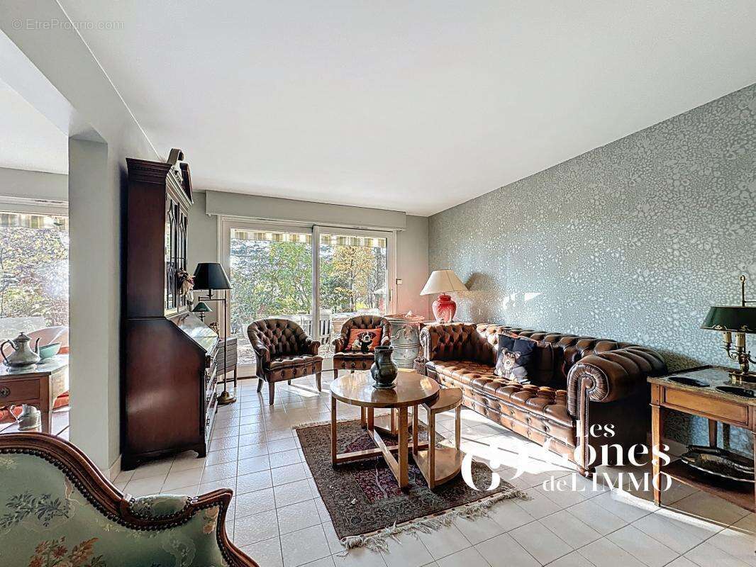 Appartement à CRAPONNE