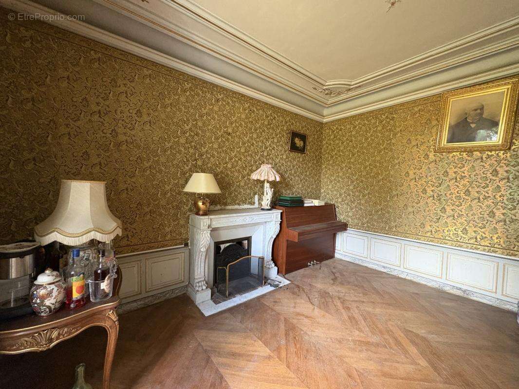 Maison à TEISSIERES-DE-CORNET