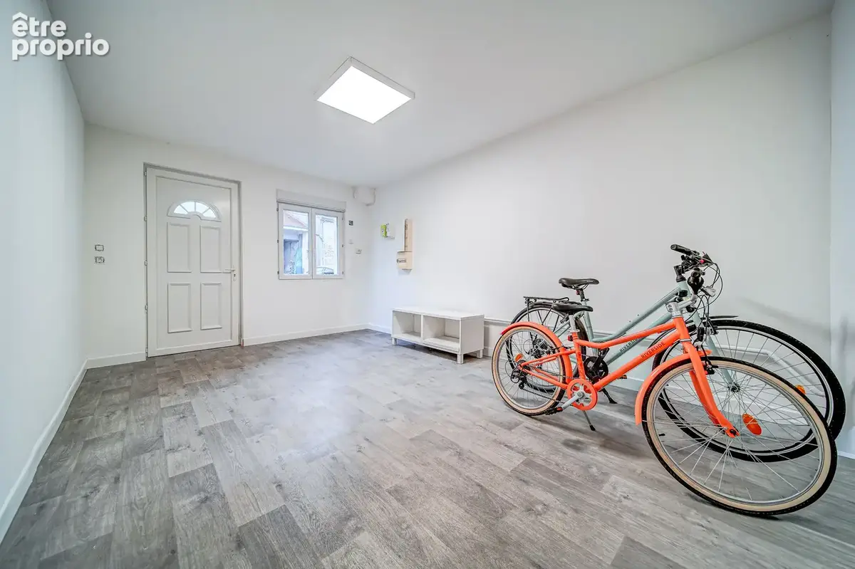 Maison type F7 avec jardin et dépendance. - photo 19