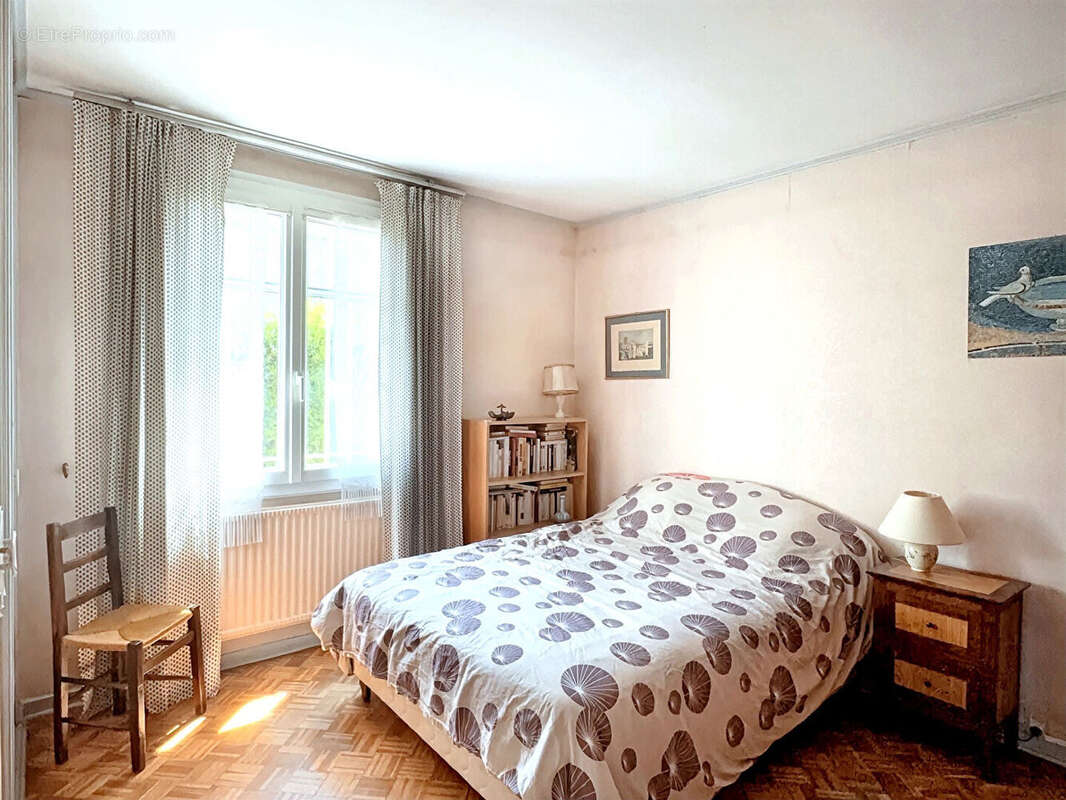 Maison à VILLENEUVE-LES-AVIGNON