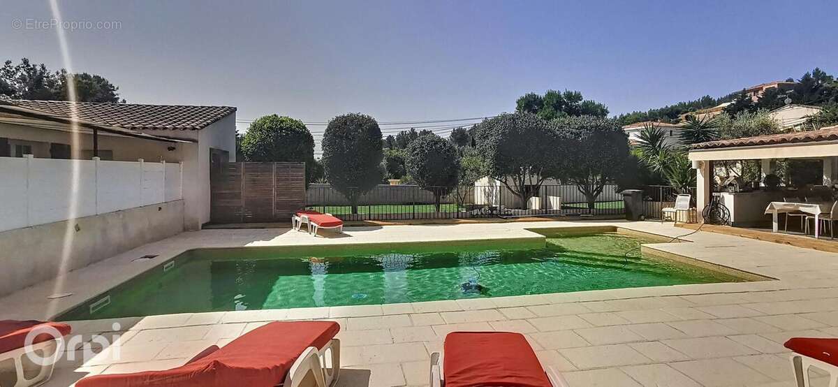 Maison à LA CADIERE-D'AZUR