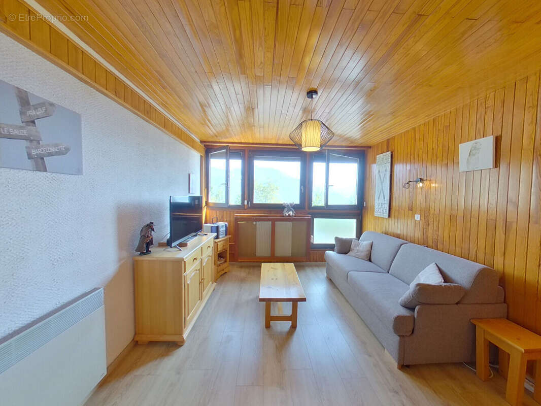 Appartement à SAINT-PONS