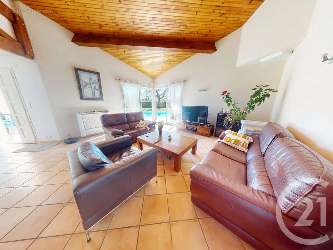 Maison à BRAX