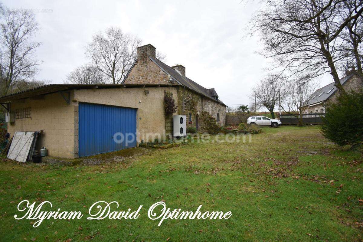 Longère bretonne de caractère avec dépendance – Glomel (22) - photo 27