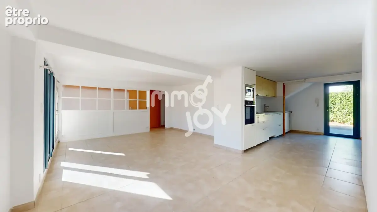 Maison 4 faces traditionnelle rénovée - 4 chambres - 396m2 de terrain - photo 3