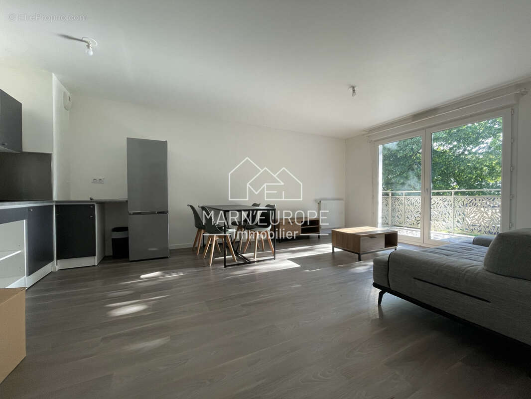 Appartement à CHARNY