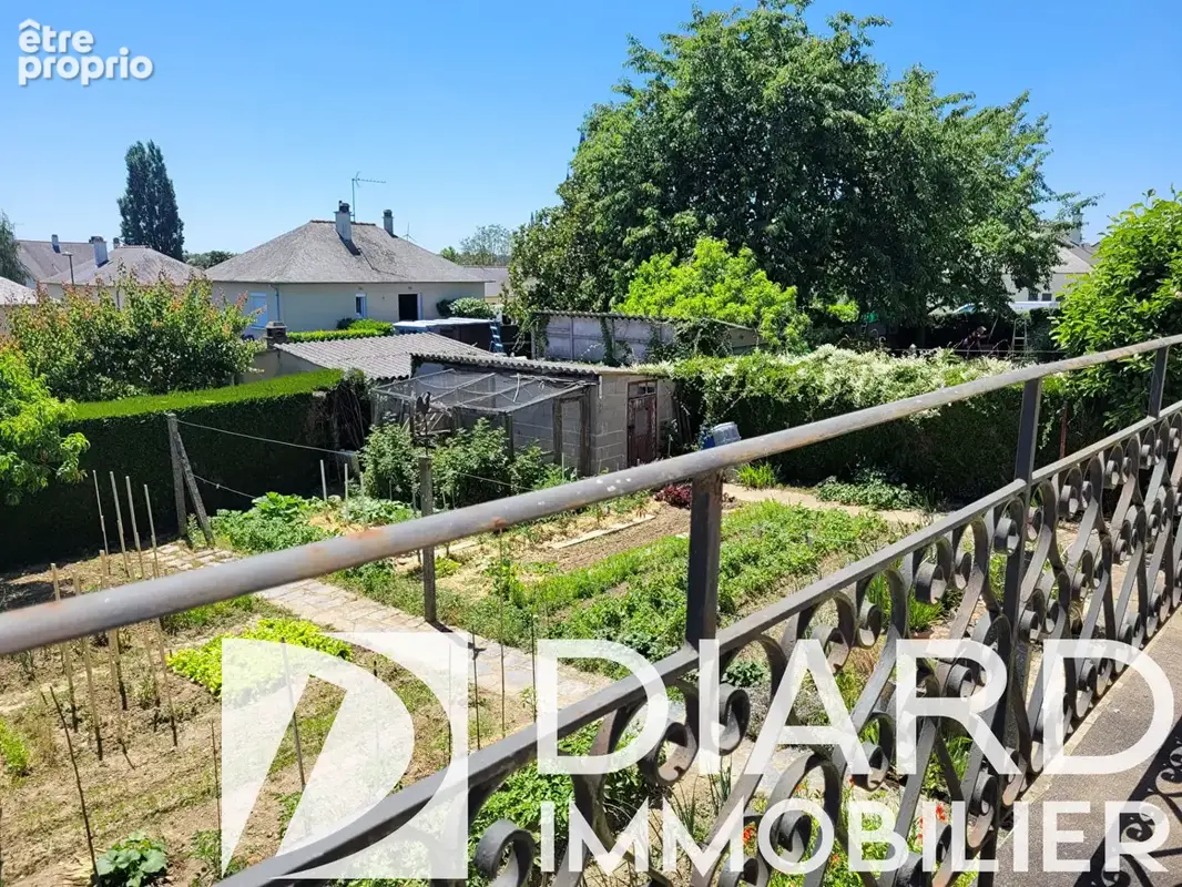 Sous compromis ! Nouveauté en exclusivité Cabinet Diard Immobilier ! Jolie maison T3 plein centre-ville - photo 5