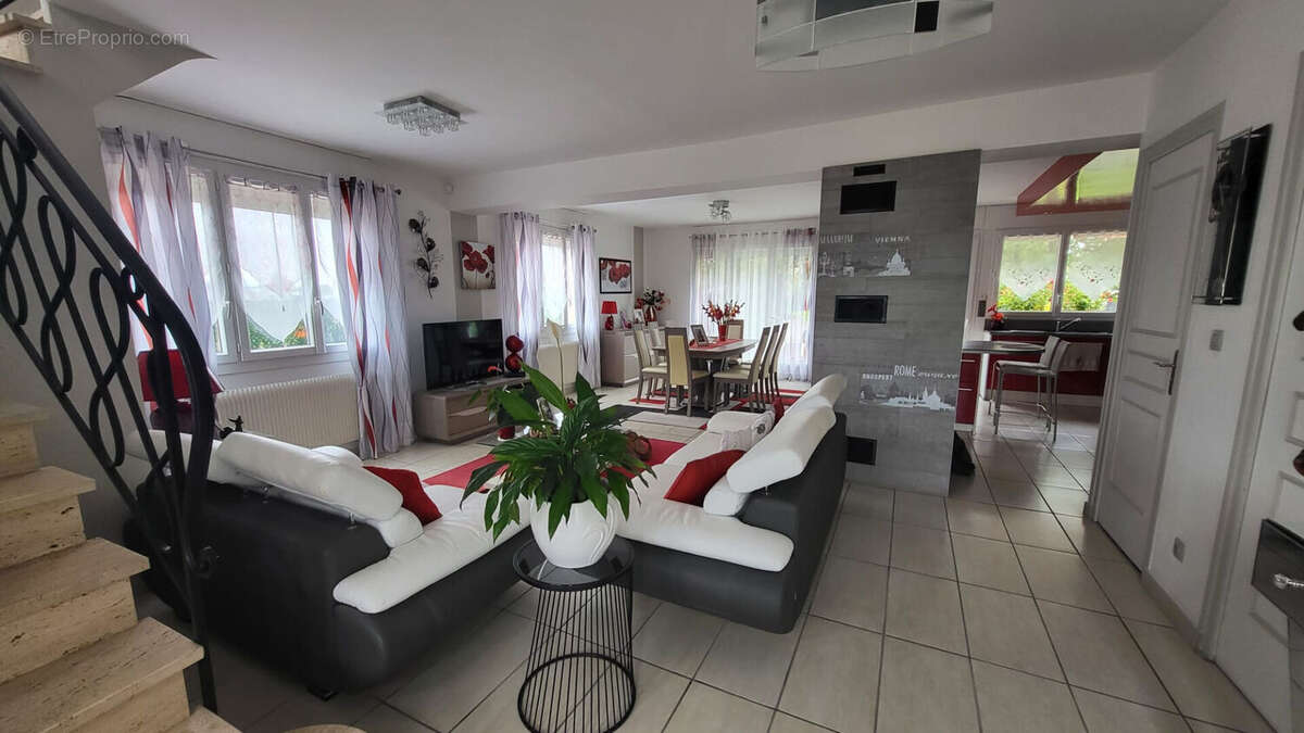 Maison à BELLERIVE-SUR-ALLIER