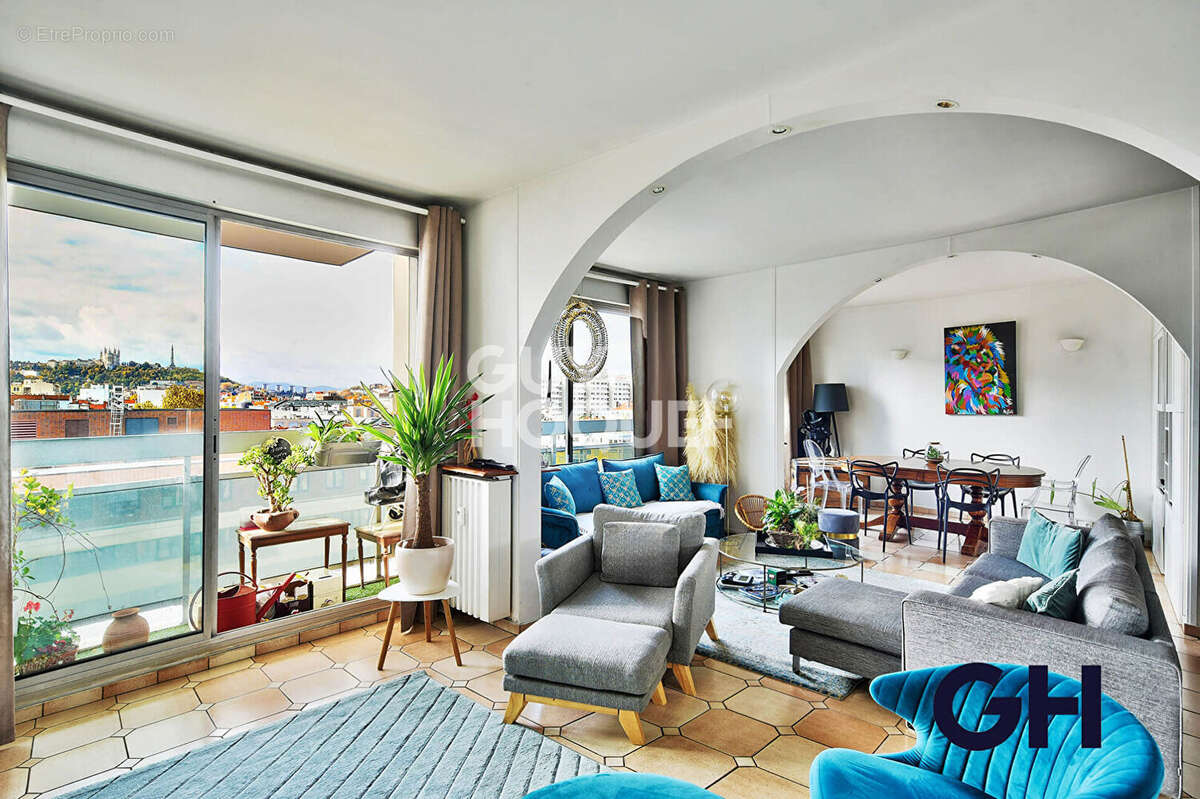 Appartement à LYON-6E