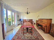 Maison à CHATEAUNEUF-SUR-SARTHE