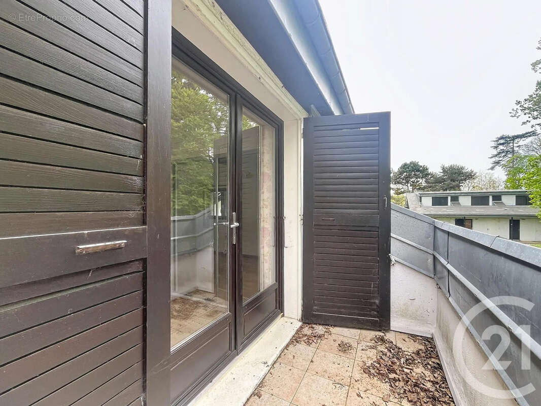 Appartement à SAVIGNY-SUR-CLAIRIS