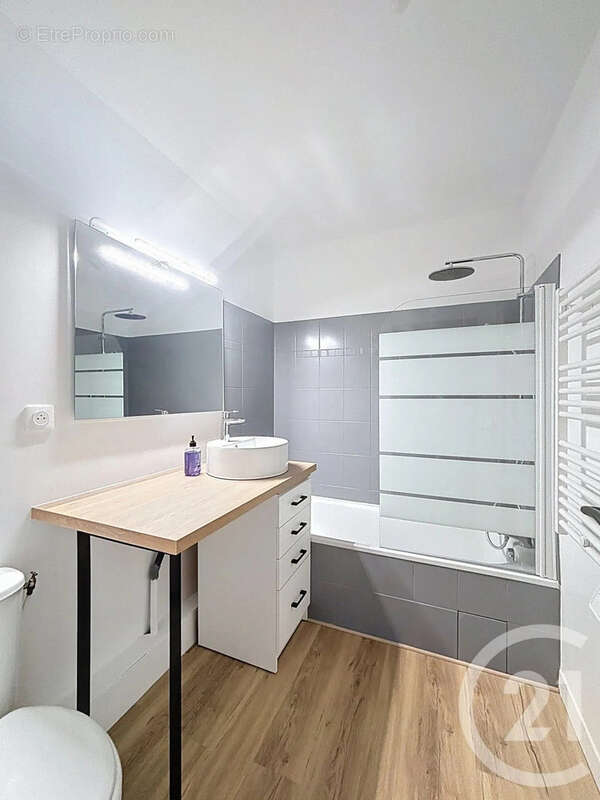 Appartement à VAULX-EN-VELIN