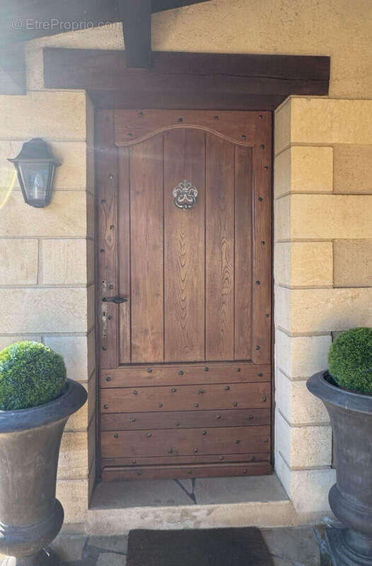 Maison à LES EYZIES-DE-TAYAC-SIREUIL