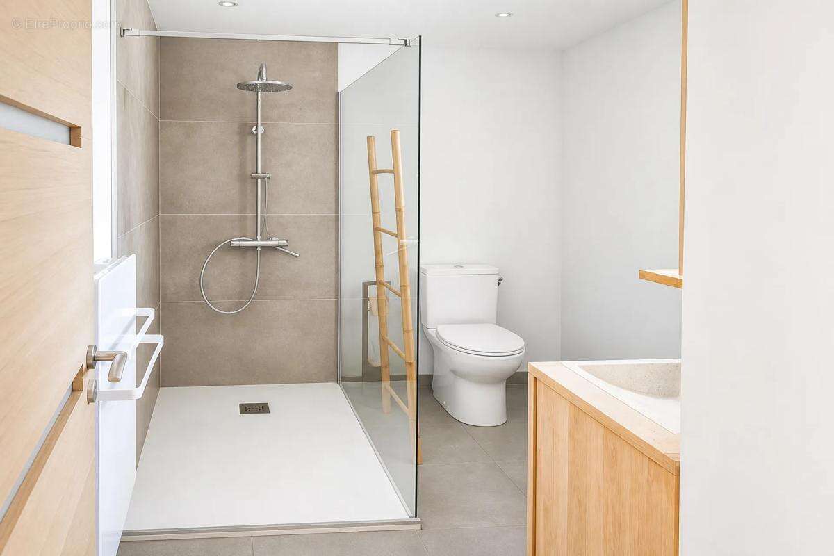 Maison de 8 pièces de 183 m² à Aspiran - photo 11