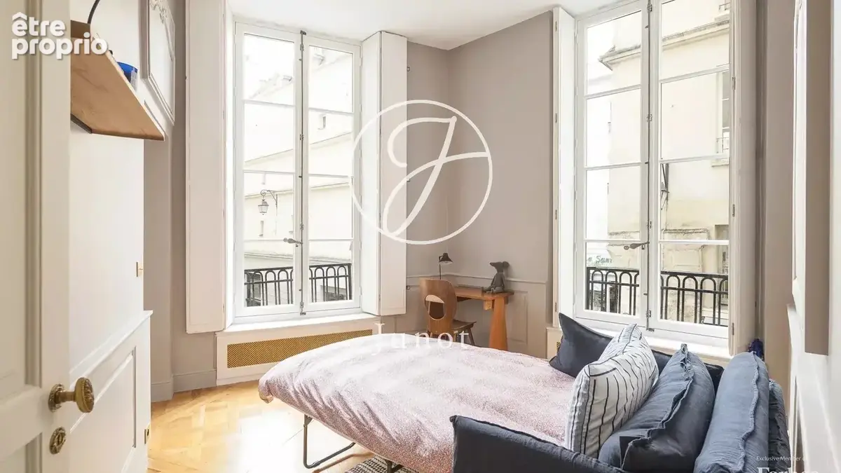 Paris 6e - FÜRSTEMBERG / SAINT-GERMAIN - Appartement à vendre - 5 pièces - 145,37m² Carrez - 3 chambres - Climatisation. - photo 12