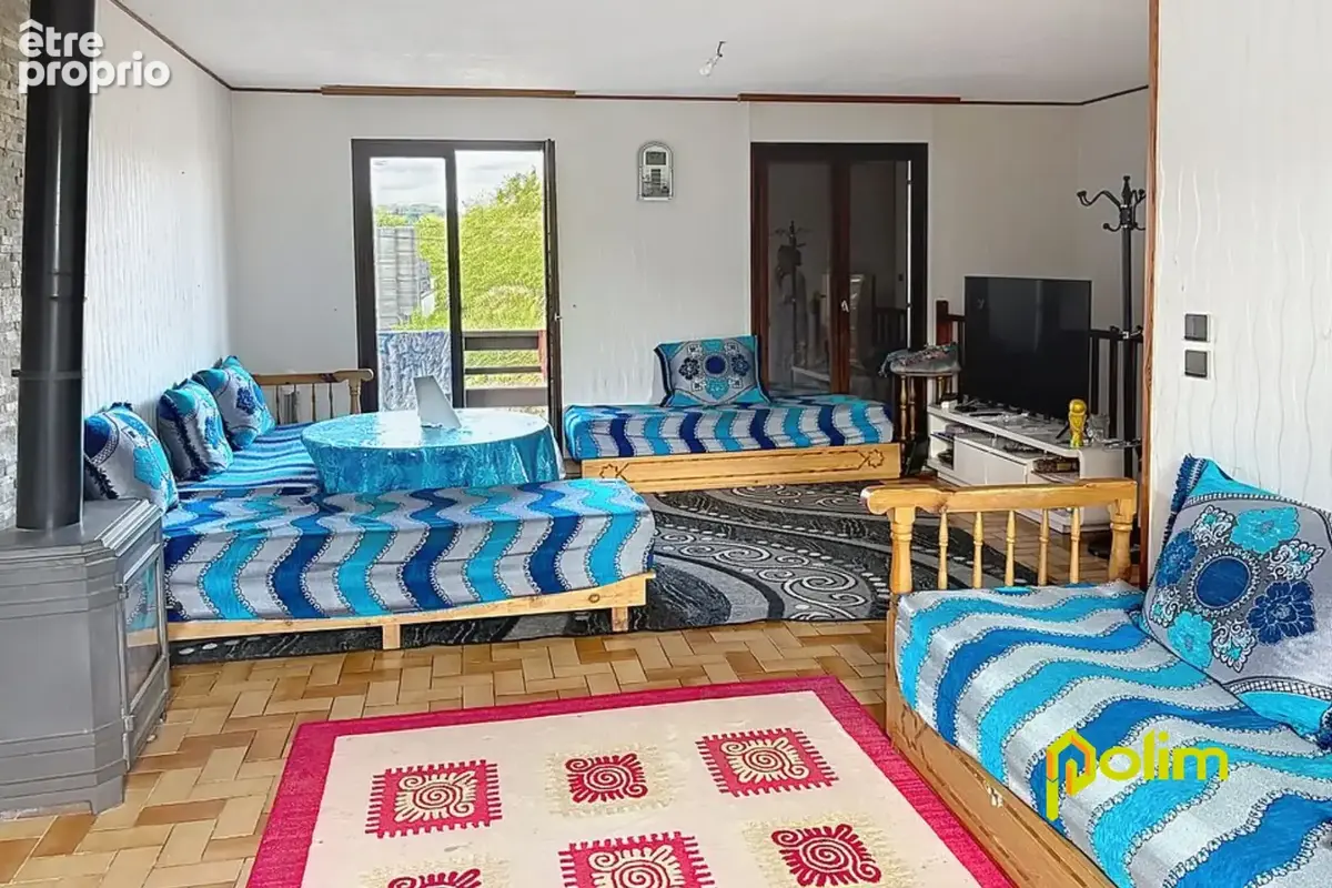 maison F6 sur sous-sol, idéalement placé - photo 4