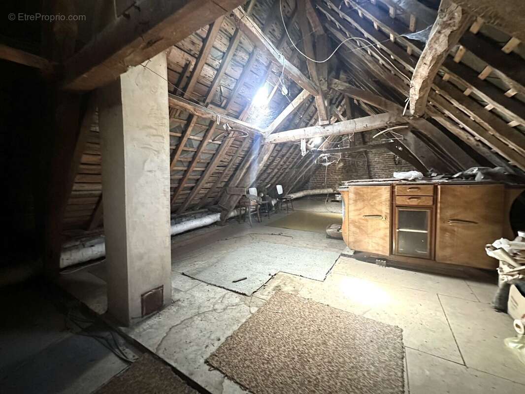 Maison à MENNEVRET