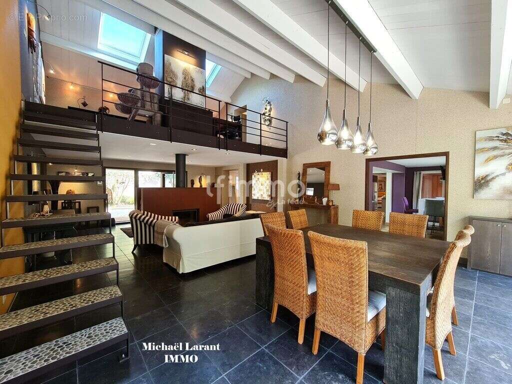 Maison d'architecte + maison indépendante – 5 300 m², piscine - photo 5
