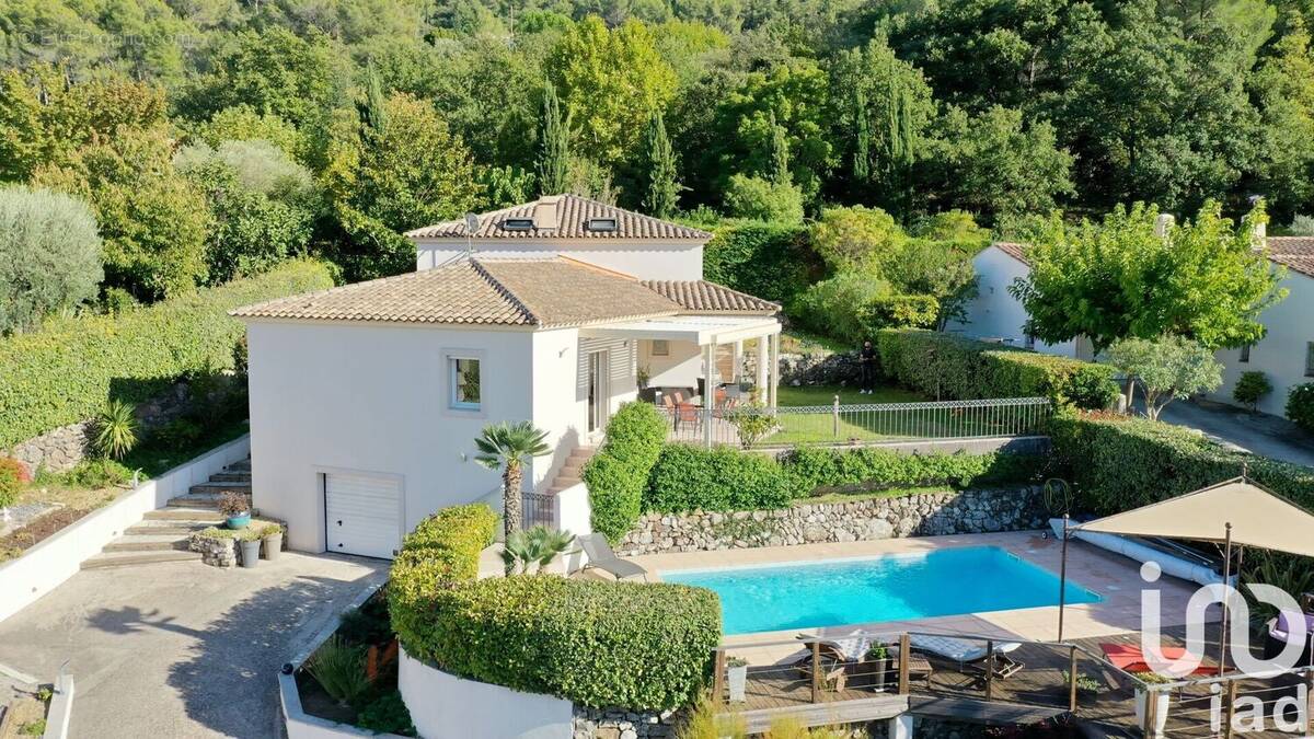 Photo 1 - Maison à EVENOS