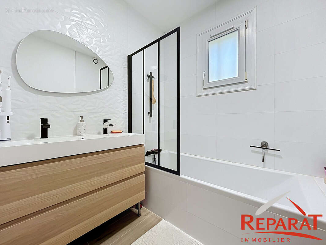 Maison 144 m² à Brive-La-Gaillarde  - photo 9