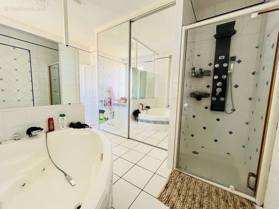 Maison 170 m² à Marcillat-En-Combraille  - photo 9