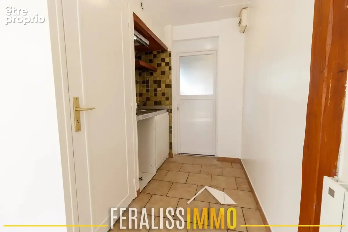 Studio idéalement placé pour une première acquisition. - photo 5