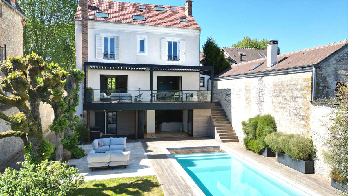 Maison à FONTAINEBLEAU