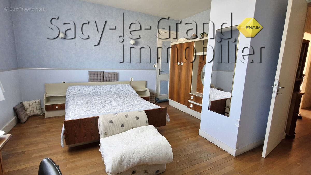 Maison à SACY-LE-GRAND