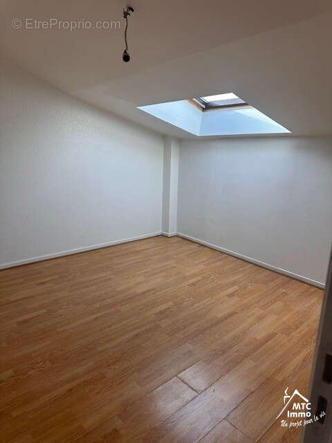 Appartement à LOYETTES