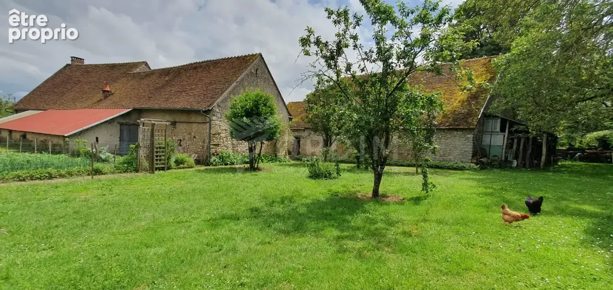 Authentique propriété en pierre avec cour intérieure, grange, colombier et vue sur le canal - photo 16