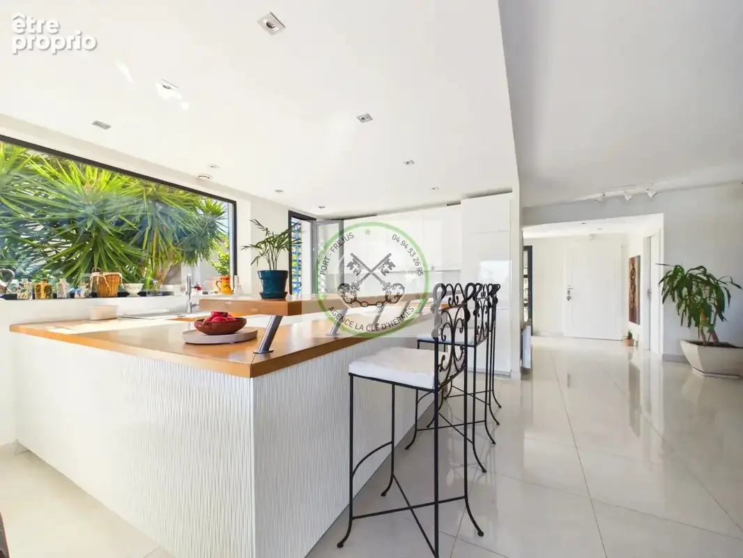 Maison T5  proche de la Mer dans une domaine privé d'exception . - photo 5