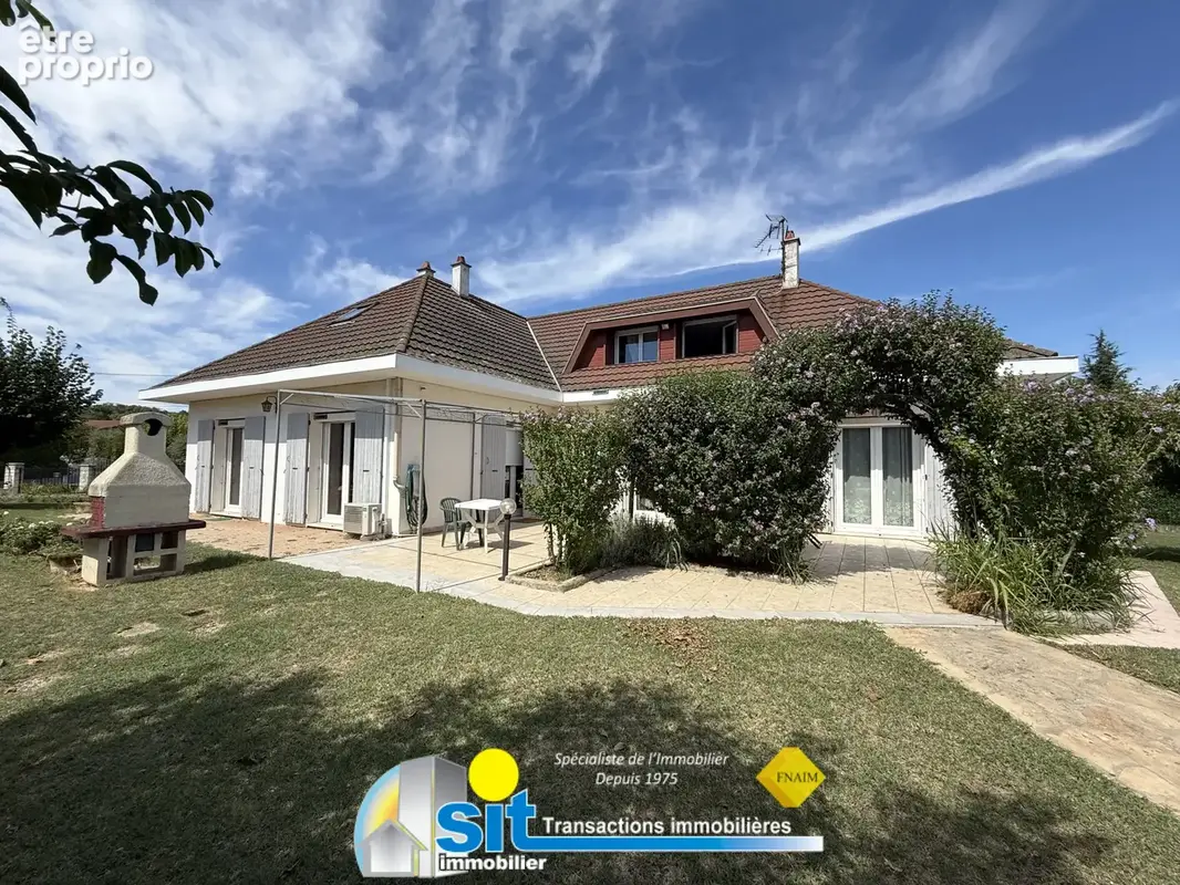 Maison traditionnelle offrant deux logements - photo 5